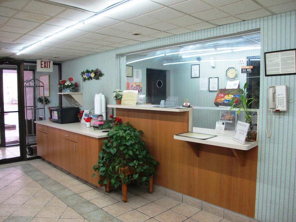 Boise Inn Garden City Екстериор снимка