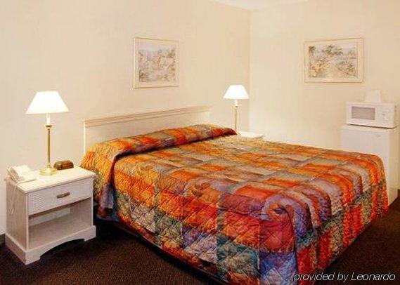 Boise Inn Garden City Екстериор снимка